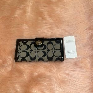 Coach women wallet